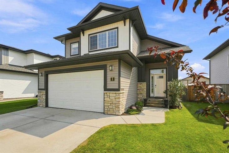 9 Trinity Street  - Trinity Crossing Detached for Sale, 5 Bedrooms (A2341184)