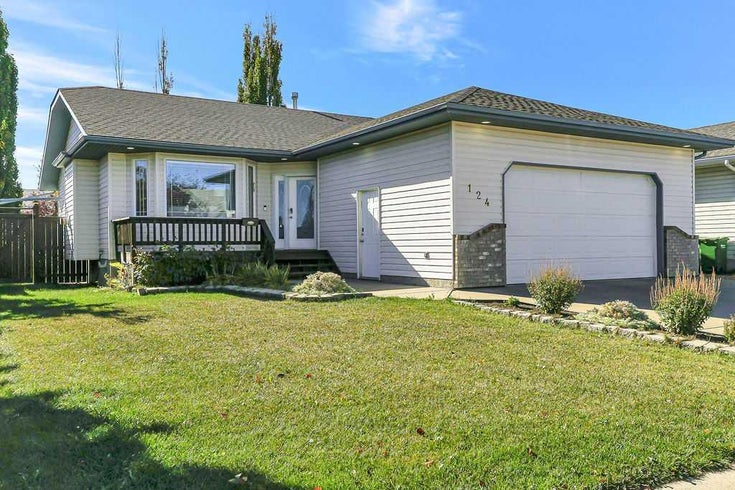 124 Lamont Close  - Lancaster Meadows Detached for Sale, 4 Bedrooms (A2349515)